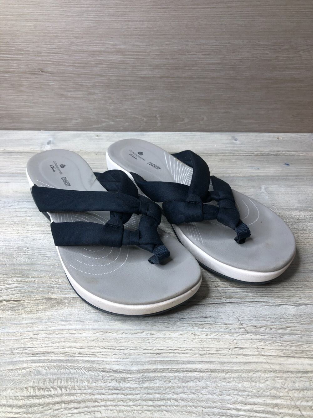 Clarks Cloudsteppers Cushion Soft Flip Flops Gray Black Comfort Sandals Size 10